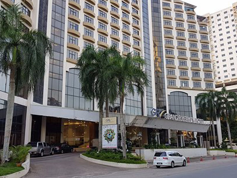 Grand Riverview Hotel